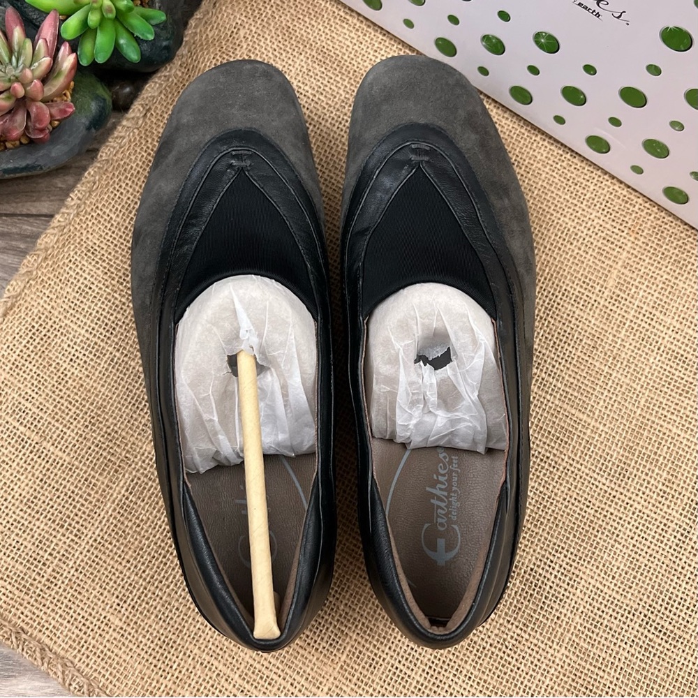 NIB Earthies Ferro Suede Leather Flats Loafers Shoes Dark Grey 8.5B - Picture 10 of 12
